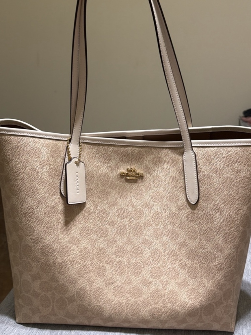 Like new coach purse